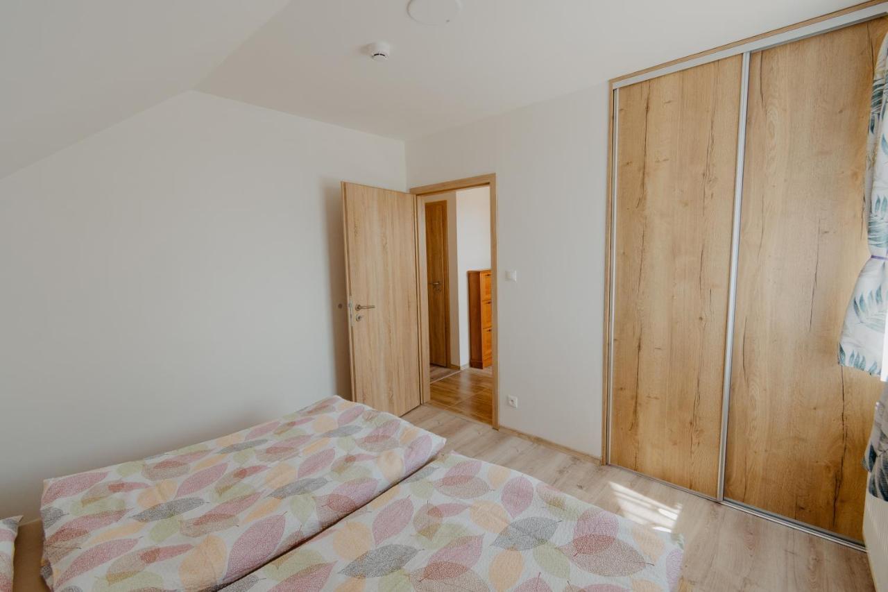Apartmany Zara Nova Lesna Exterior photo
