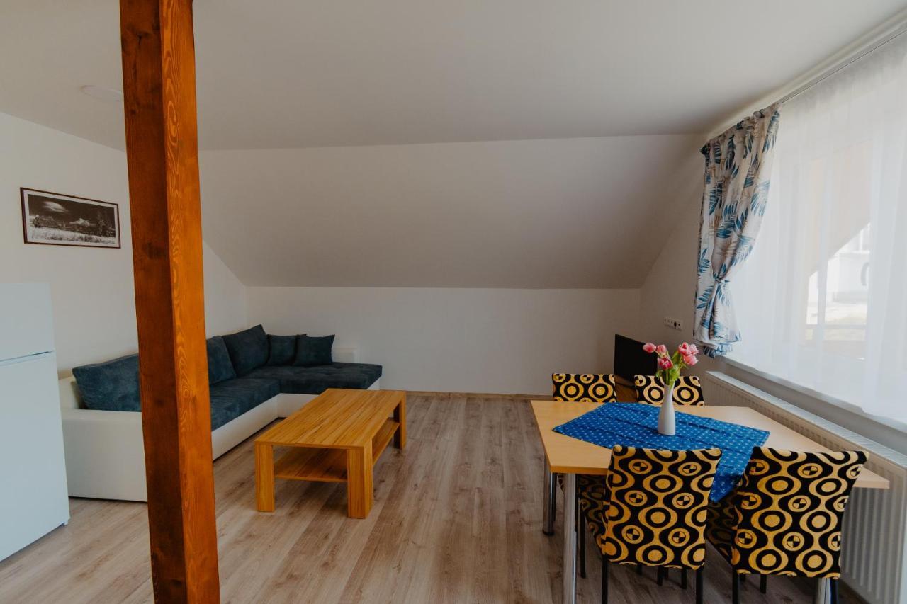 Apartmany Zara Nova Lesna Exterior photo