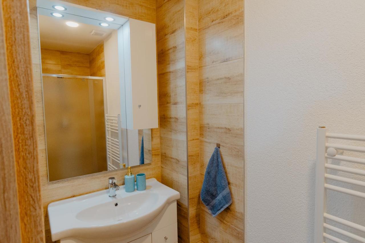 Apartmany Zara Nova Lesna Exterior photo
