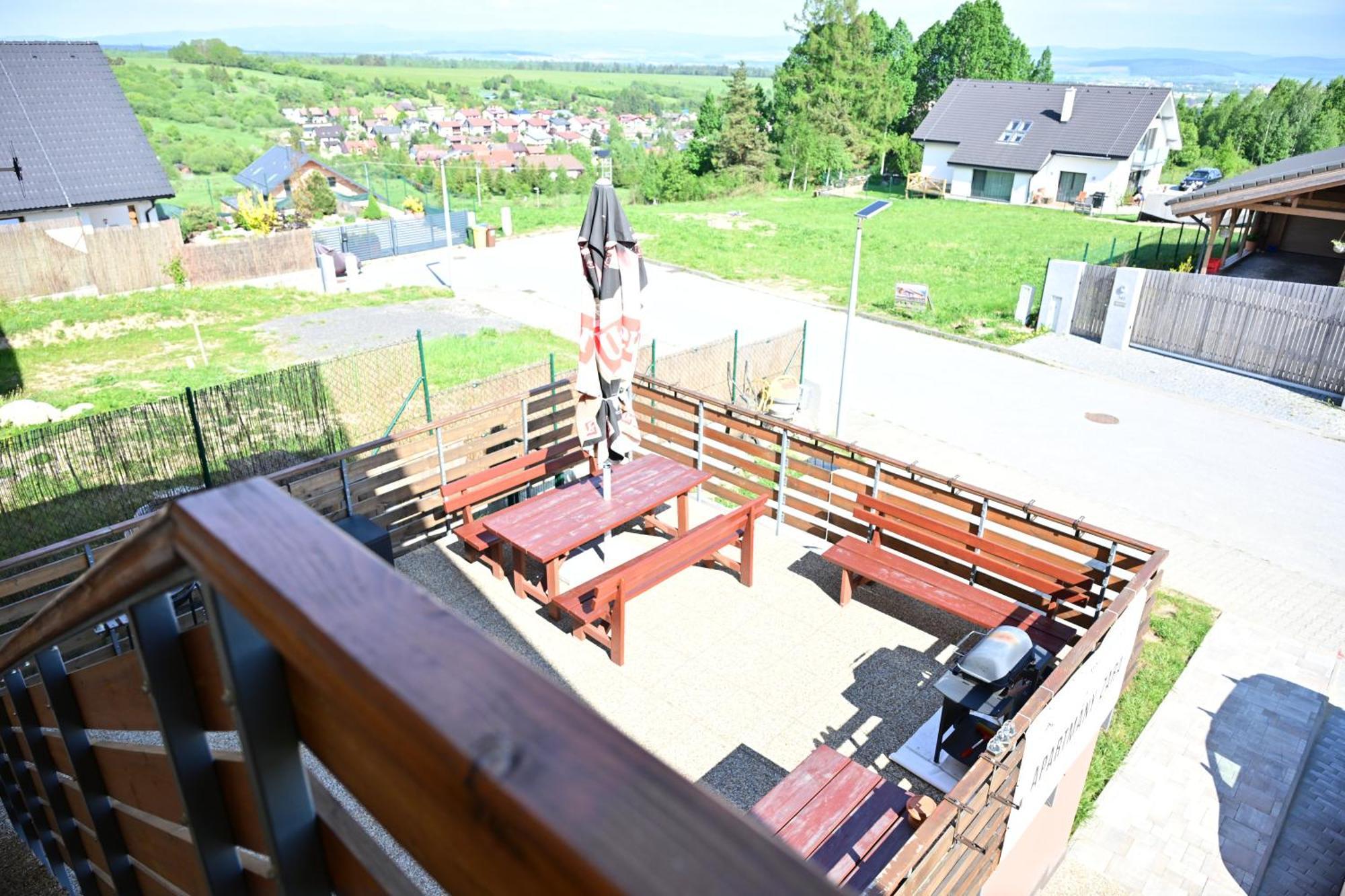 Apartmany Zara Nova Lesna Exterior photo